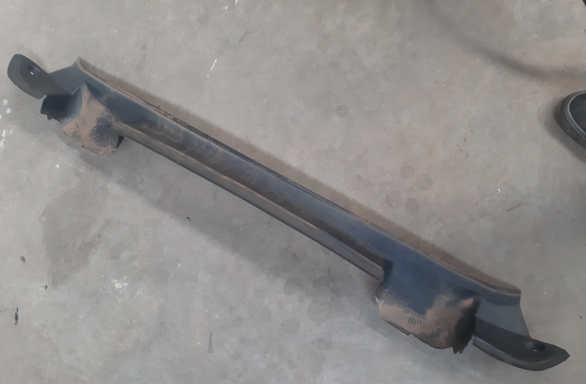 W166 GL 63 D-PILLAR REAR COVER