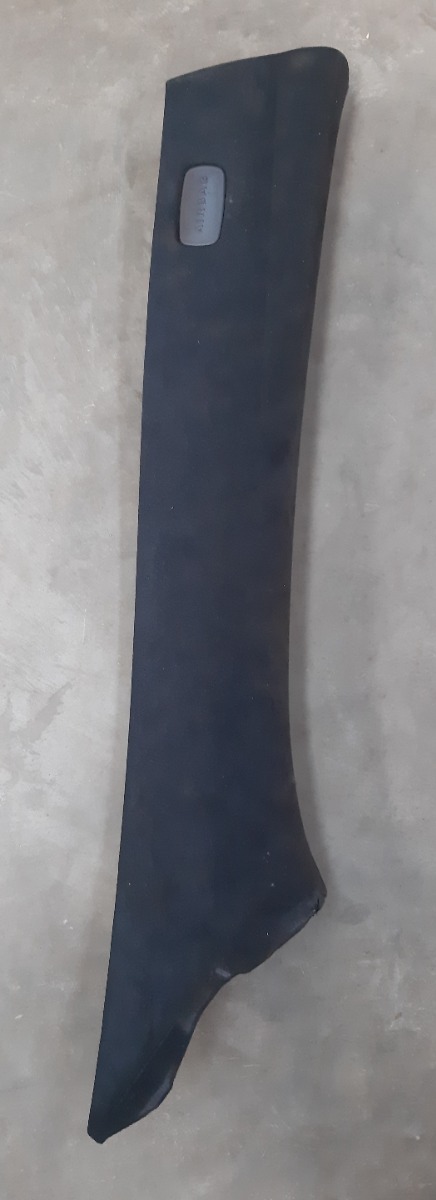 W166 GL63 RIGHT FRONT A-PILLAR TRIM