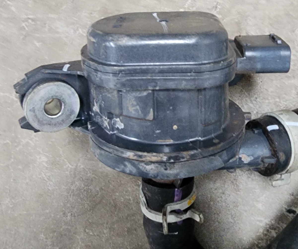 Corolla Cross Hybrid Aux Water Pump