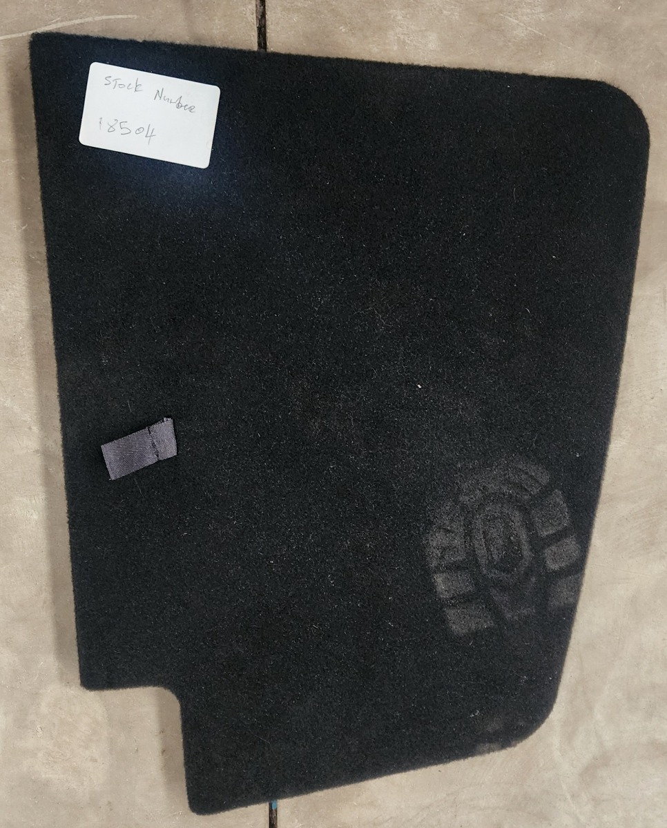 GS RIGHT LUGGAGE COMP TRIM