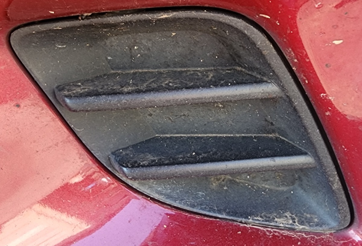 GS LEFT FRONT BUMPER GRILL