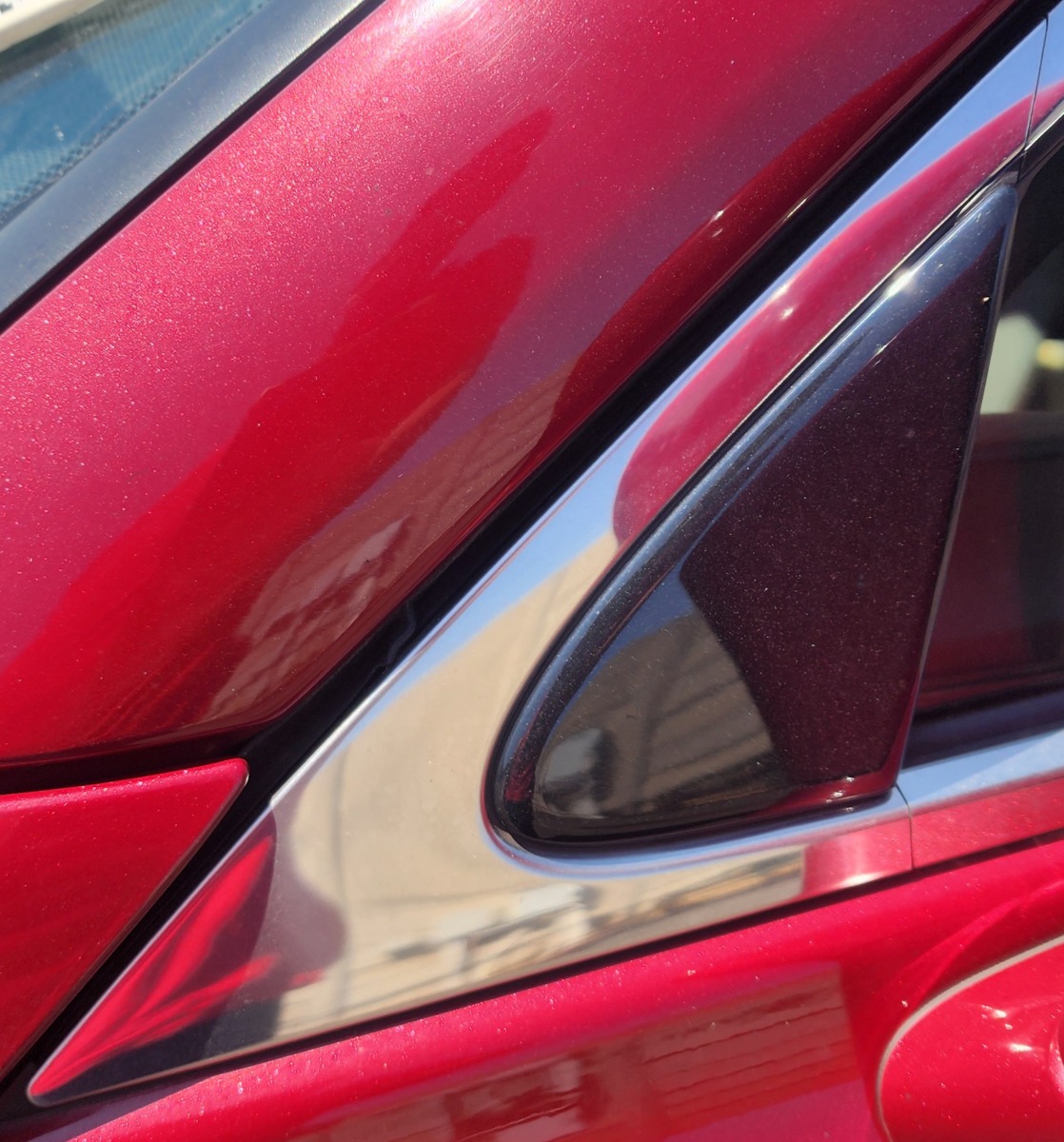 GS LEFT FRONT FENDER CORNER BEZEL