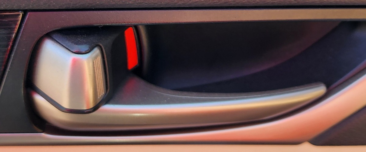 GS LEFT REAR INNER HANDLE