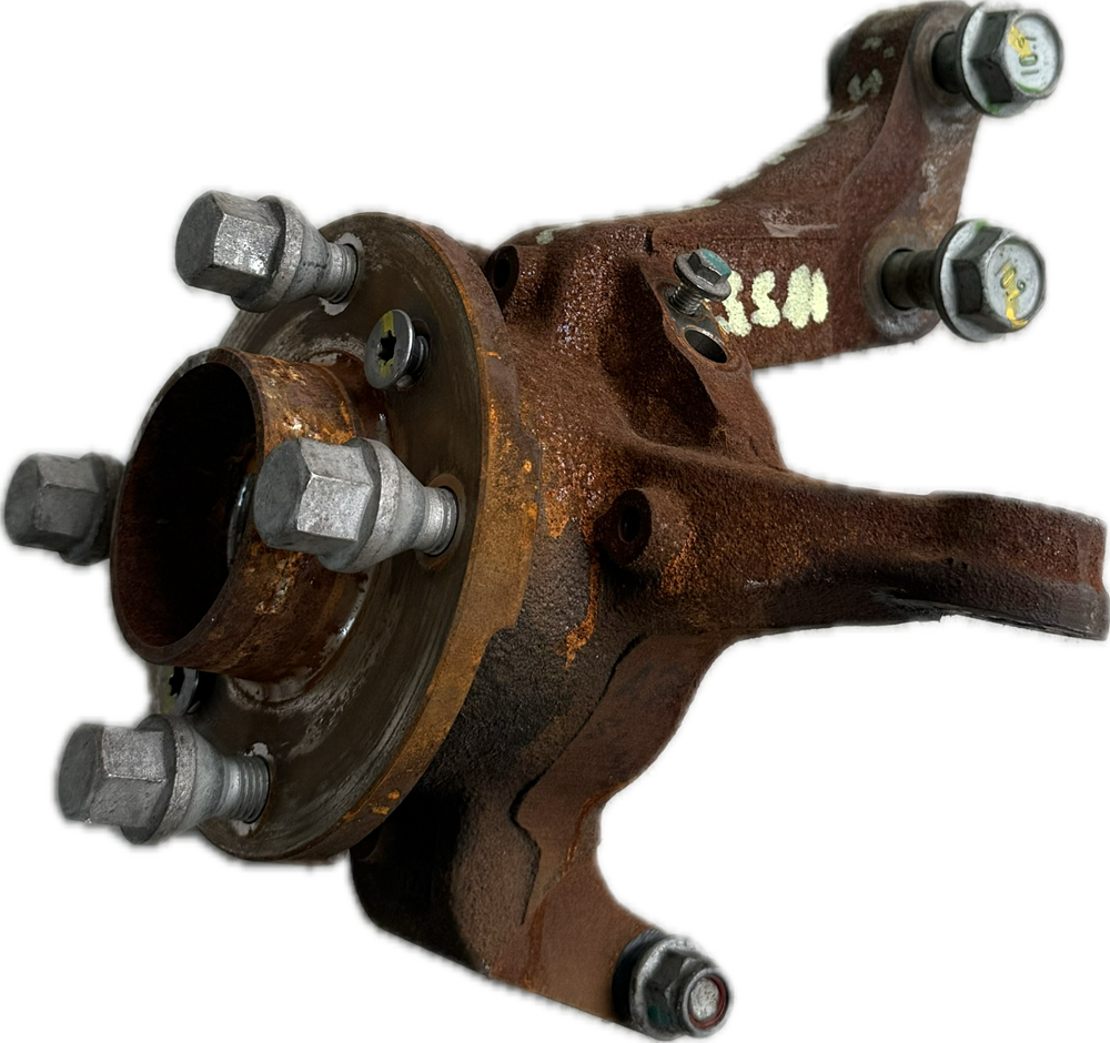 NIISAN MAGNITE FRONT HUB AND KNUCKLE - LEFT SIDE