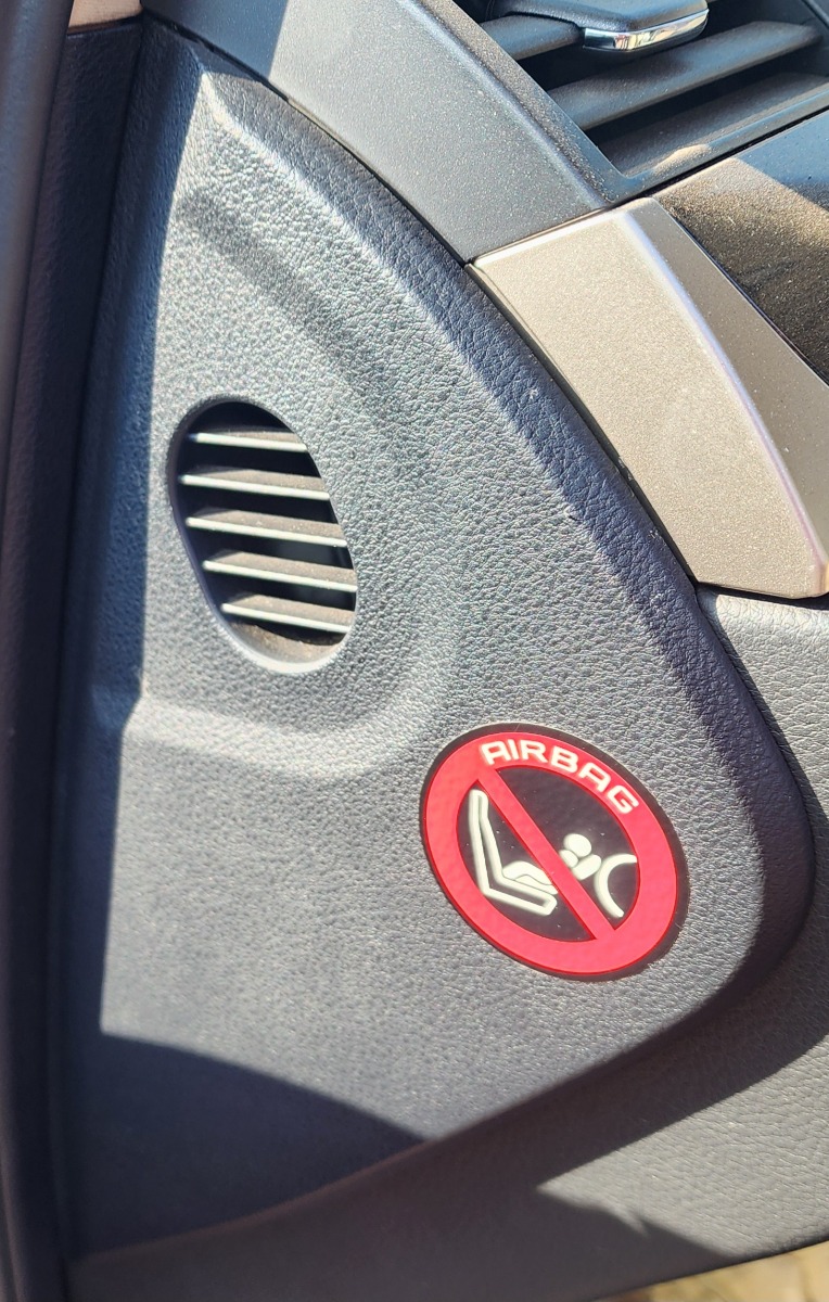 GS LEFT DASH COVER