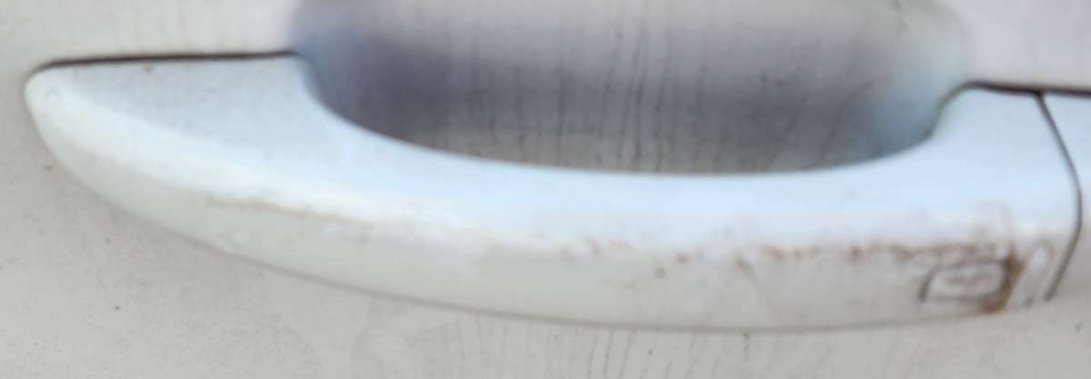 A4 B8 LEFT REAR HANDLE OUTER