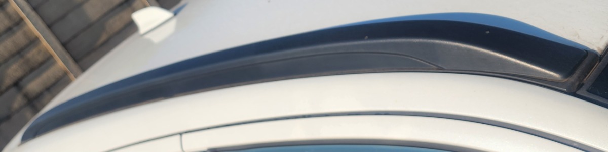 STARLET CROSS RIGHT ROOF RAIL